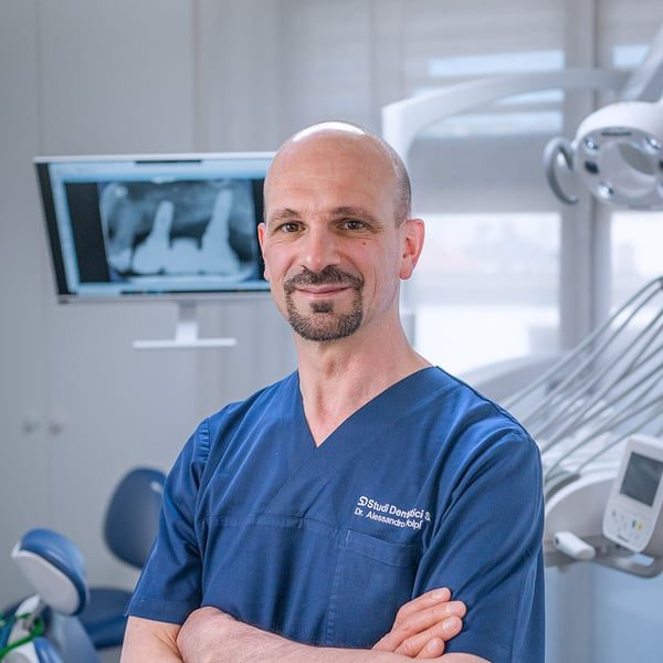 Dr. Alessandro Maria Volpi, direzione clinica e sanitaria SD Studi Dentistici Lugano